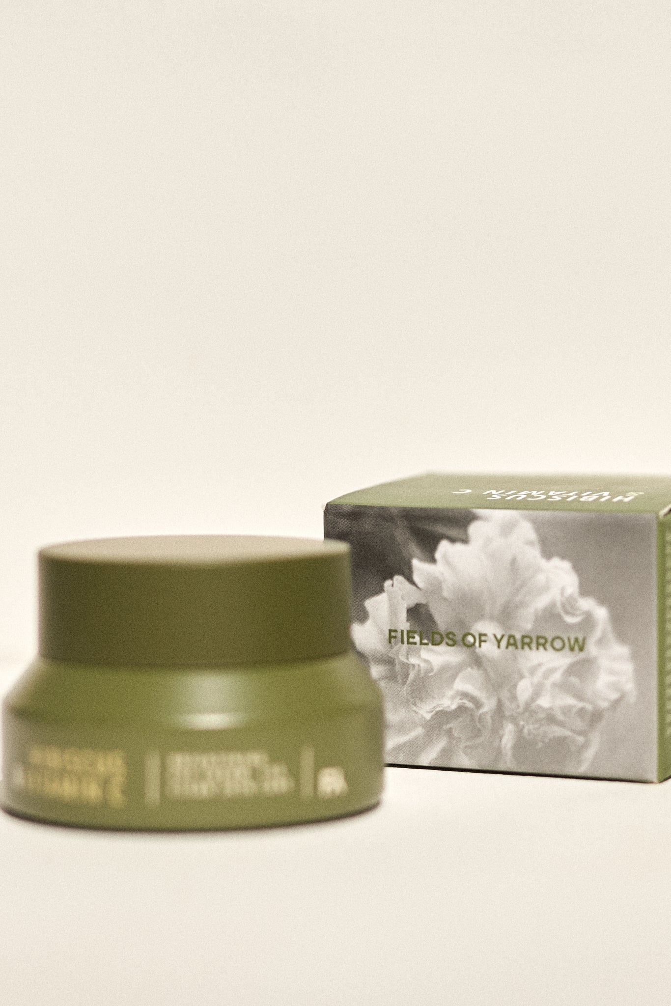 HIBISCUS & VITAMIN C | Brightening Eye Cream